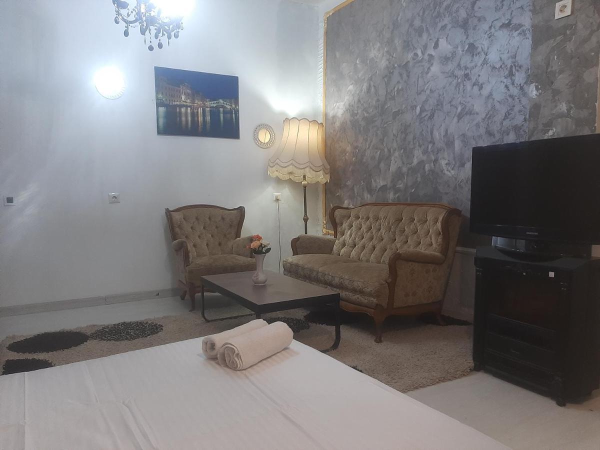 شقة بوخارست  في Studio Calea Victoriei المظهر الخارجي الصورة